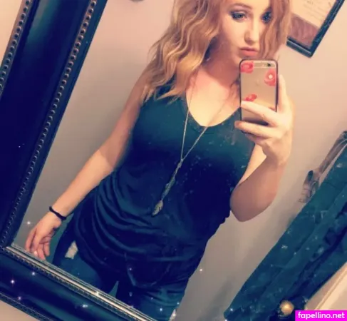 Lauren Baker OnlyFans Thumbnail #lkvroR94lz