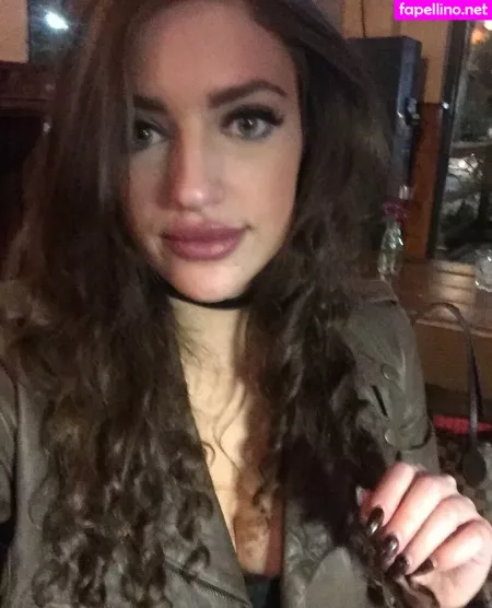 Lauren Bedford Russell OnlyFans Thumbnail #9EPpQPsz72