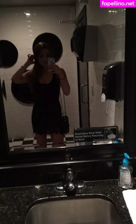 Lauren Bedford Russell OnlyFans Thumbnail #PRMsU2mifc