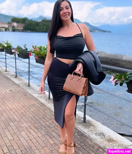 Lauren Beer Main Profile Photo