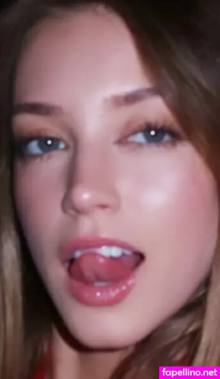 Lauren Cantrell OnlyFans Thumbnail #NoekFU9WCM