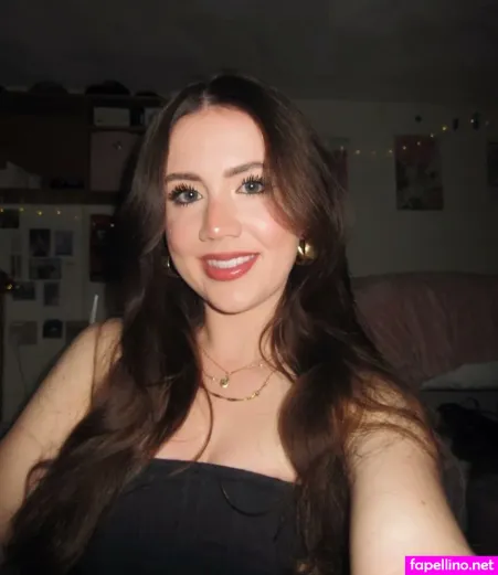 Lauren Clark Main Profile Photo