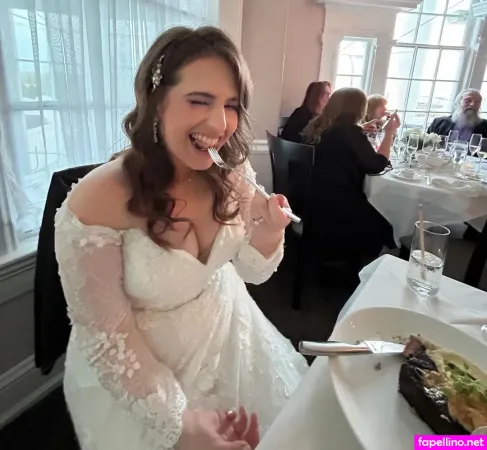 Lauren Colella Polun OnlyFans Thumbnail #VtWjQTiHPn