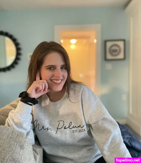 Lauren Colella Polun OnlyFans Thumbnail #W6aBxY6QfC