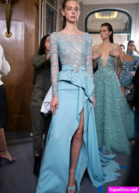 Lauren De Graaf OnlyFans Thumbnail #2dE99Z9C5H