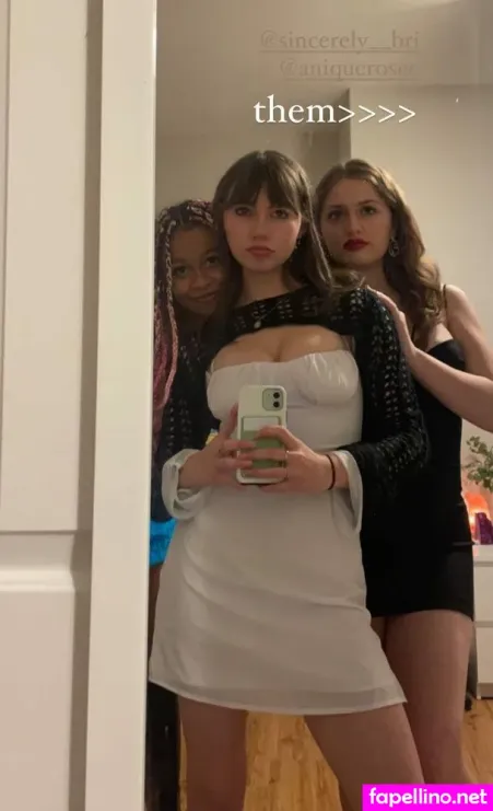 Lauren Donzis OnlyFans Thumbnail #iOxupfD3p4