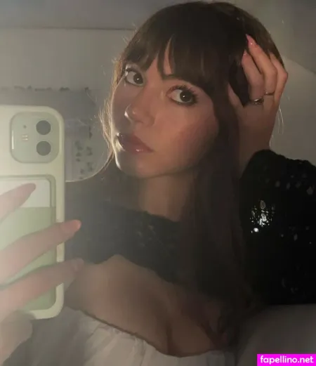 Lauren Donzis OnlyFans Thumbnail #mlNvIBeCHA