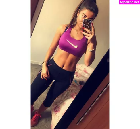 Lauren Fardon OnlyFans Thumbnail #1BWw85xXdt