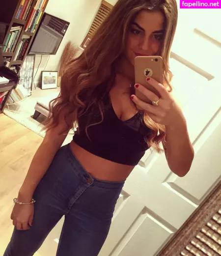 Lauren Fardon OnlyFans Thumbnail #FyPa1d3UVV