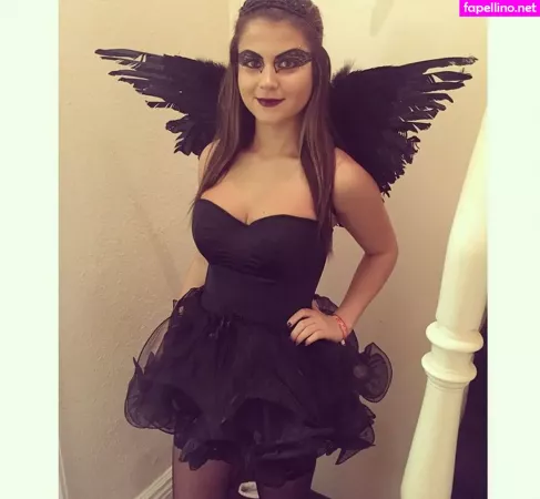 Lauren Fardon OnlyFans Thumbnail #IS0R7DNShN