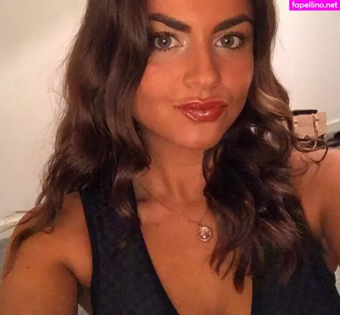 Lauren Fardon OnlyFans Thumbnail #Ym2hgeO6cx