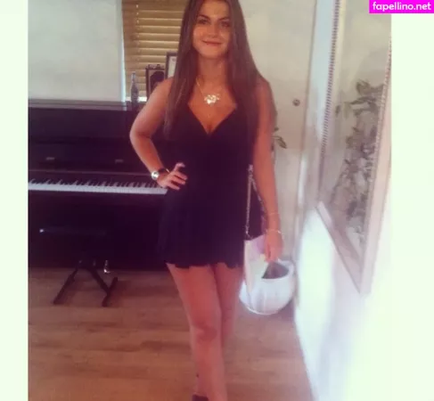 Lauren Fardon OnlyFans Thumbnail #hRy7zAXJWI