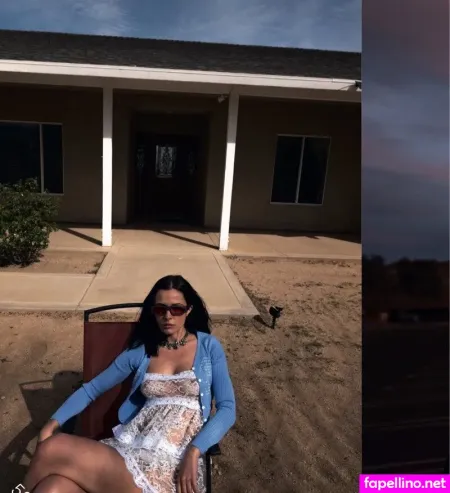 Lauren Fern OnlyFans Thumbnail #O0NRTiAqox