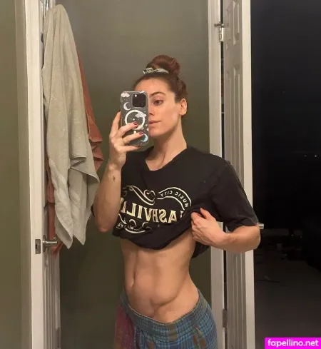 Lauren Findley OnlyFans Thumbnail #BTBXS3jucy