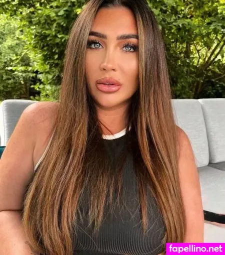 Lauren Goodge OnlyFans Thumbnail #5yL8oQ9jfl