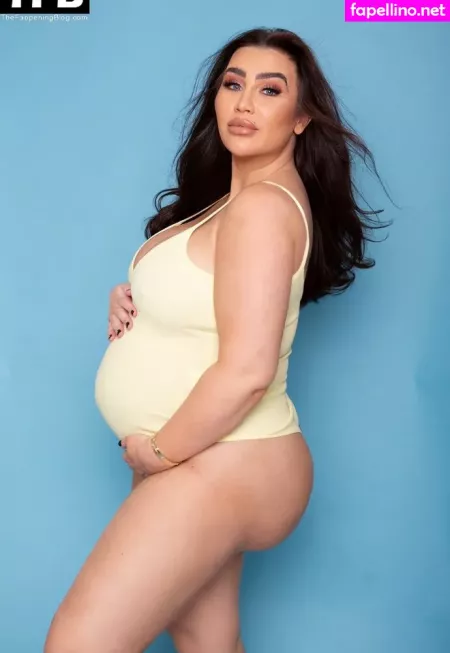 Lauren Goodger OnlyFans Thumbnail #0DM9xu1Krj