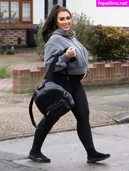 Lauren Goodger OnlyFans Thumbnail #aAroQm3WMj