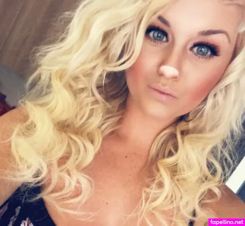 Lauren H OnlyFans Thumbnail #Z3hQEb6n2k