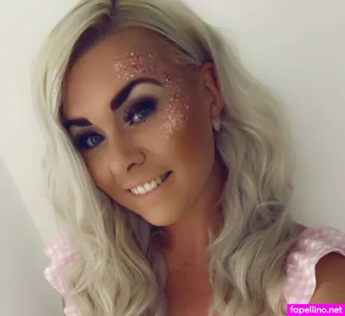 Lauren H OnlyFans Thumbnail #vuVryMLIC1