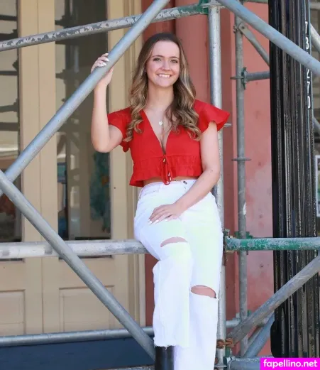 Lauren Hathorn OnlyFans Thumbnail #JU3gh2JBuK