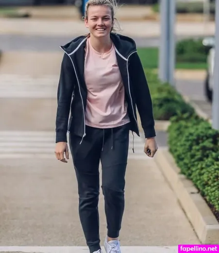 Lauren Hemp OnlyFans Thumbnail #aqBUrdpdgT