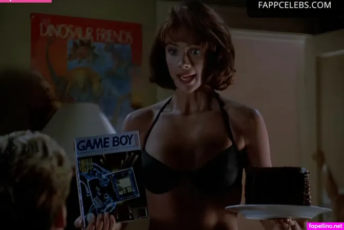 Lauren Holly OnlyFans Thumbnail #p7pC2DtOJY