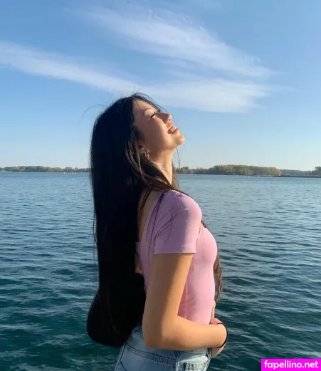 Lauren Hung OnlyFans Thumbnail #O9BFebpb1H