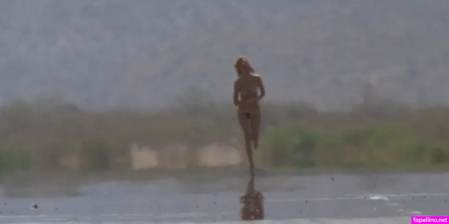 Lauren Hutton OnlyFans Thumbnail #JEhOtfFBjG