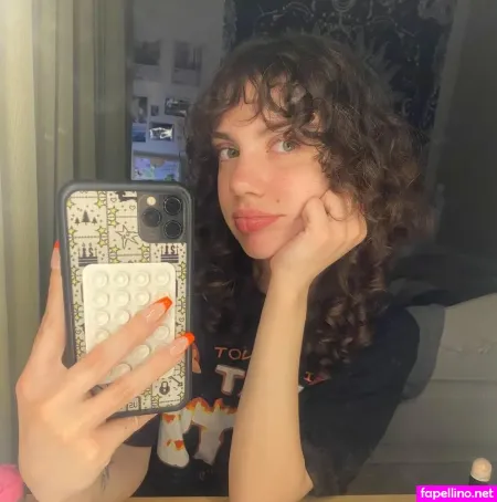 Lauren Huybers OnlyFans Thumbnail #EdQJfVZsru