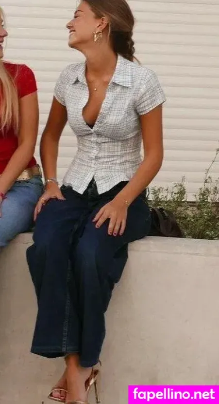 Lauren Izbicki OnlyFans Thumbnail #Q3mdycmRSt