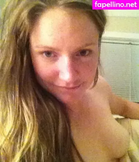 Lauren Kitchen OnlyFans Thumbnail #Atvybt3AoP