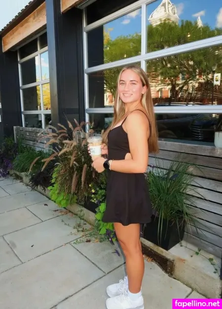 Lauren Klem OnlyFans Thumbnail #9BgvrFCeuY