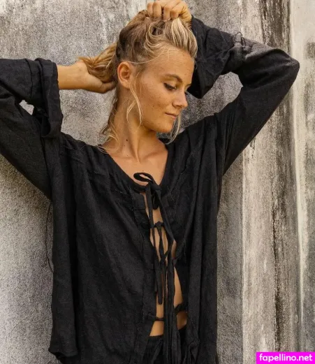 Lauren Landers OnlyFans Thumbnail #VQ2Qqm4fzf