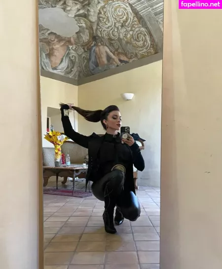 Lauren Lavera OnlyFans Thumbnail #4OiUJvtUgL