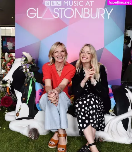 Lauren Laverne OnlyFans Thumbnail #DSS6Rhac4T