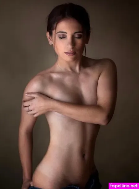 Lauren Lee OnlyFans Thumbnail #PpOey4Op3s