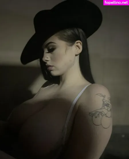 Lauren Lovi OnlyFans Thumbnail #whGDWyLE98