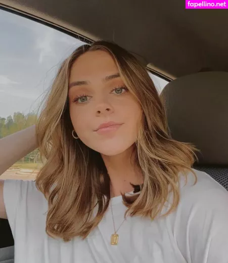 Lauren Mae OnlyFans Thumbnail #HqQJefpbMb