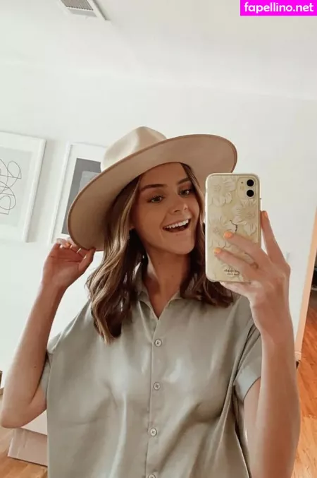 Lauren Mae OnlyFans Thumbnail #zRVYwTmizO