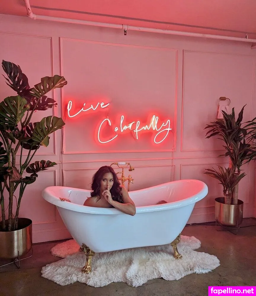 laurenmarykim Nude Leaked OnlyFans Photo #PXVX4B10Vq