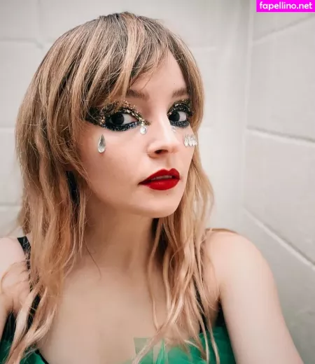 Lauren Mayberry OnlyFans Thumbnail #7go21DAXUs