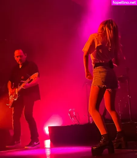 Lauren Mayberry OnlyFans Thumbnail #b9uzkMgCdJ