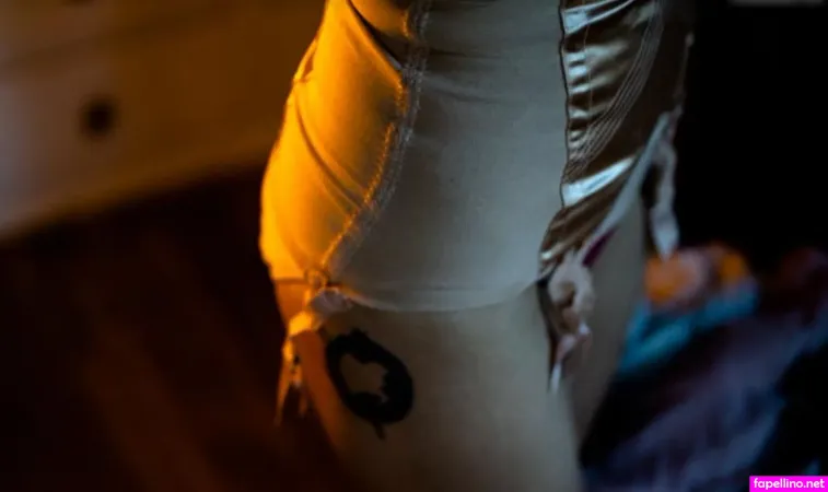 Lauren Napier OnlyFans Thumbnail #uy1LMMxaet