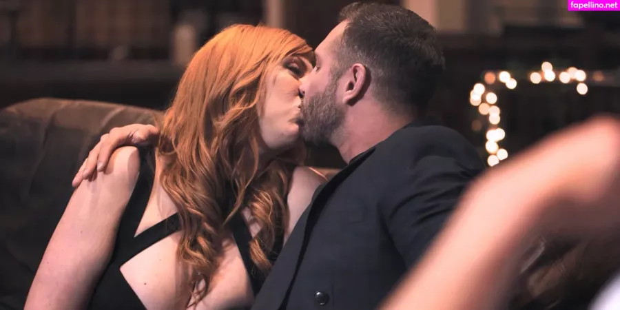 Lauren Phillips OnlyFans Thumbnail #KHSvo7ANHN