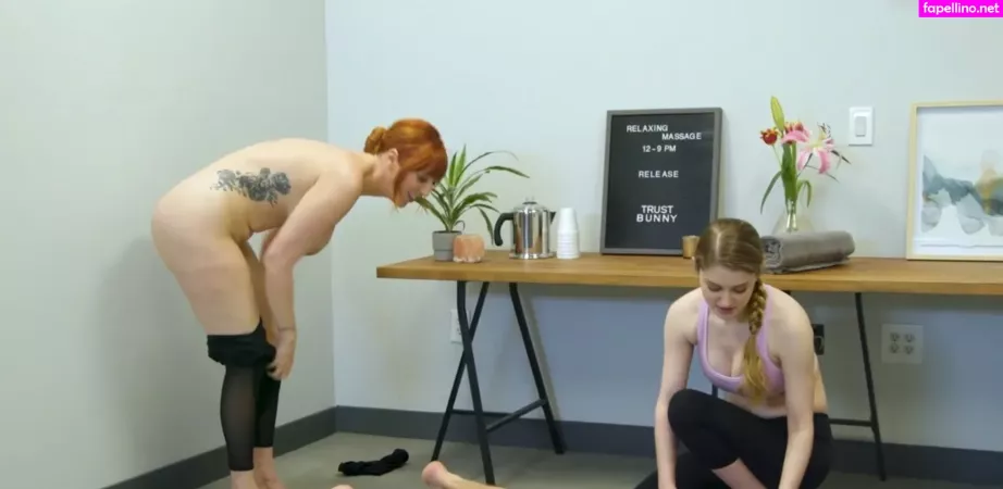 Lauren Phillips OnlyFans Thumbnail #L5dFtIkkyG