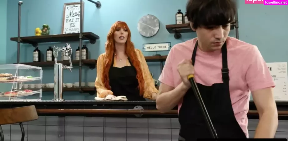 Lauren Phillips OnlyFans Thumbnail #YJtt6RY9ib