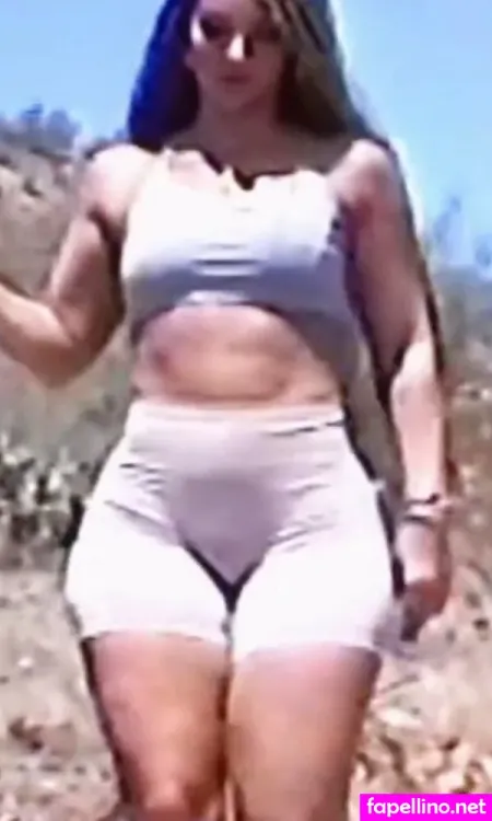 Lauren Racine Wood Lolowood Lolodoom OnlyFans Thumbnail #WnTaz3FVa9