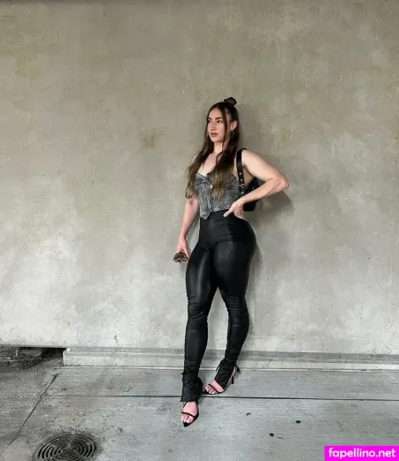 Lauren Rawls OnlyFans Thumbnail #wgFlygv3PC