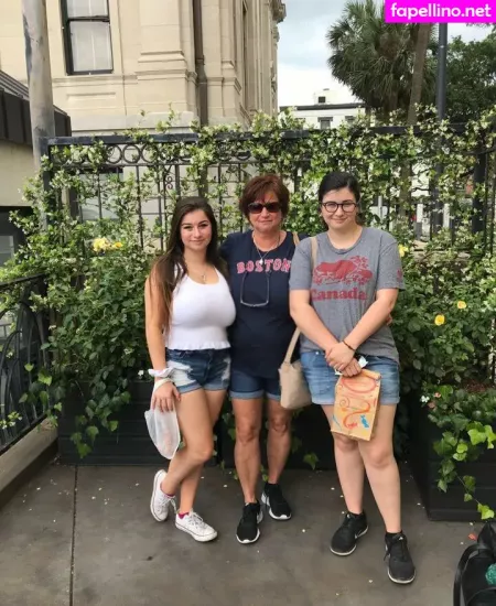 Lauren Risotti OnlyFans Thumbnail #fum7CR6bkL