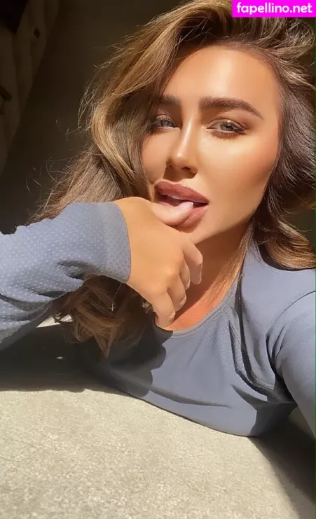 Lauren Rose Goodger OnlyFans Thumbnail #69aSQd5yKn